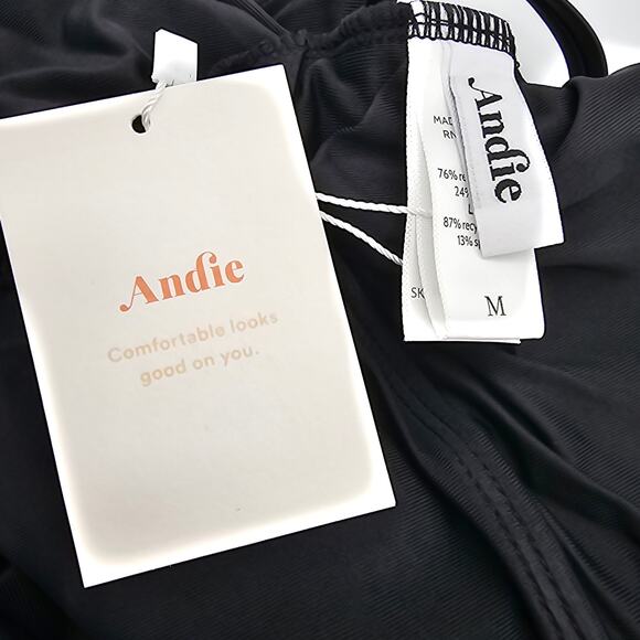 Andie Swim Womans size M The Rockaway One Piece Swimsuit in Black Cheeky NEW - Picture 6 of 8